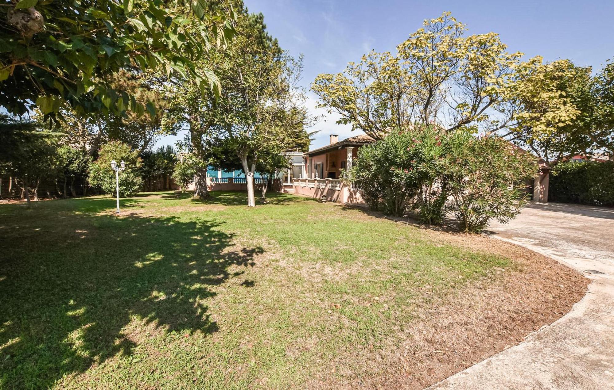Gorgeous In Orange With Indoor Swimming Pool Orange (Vaucluse)